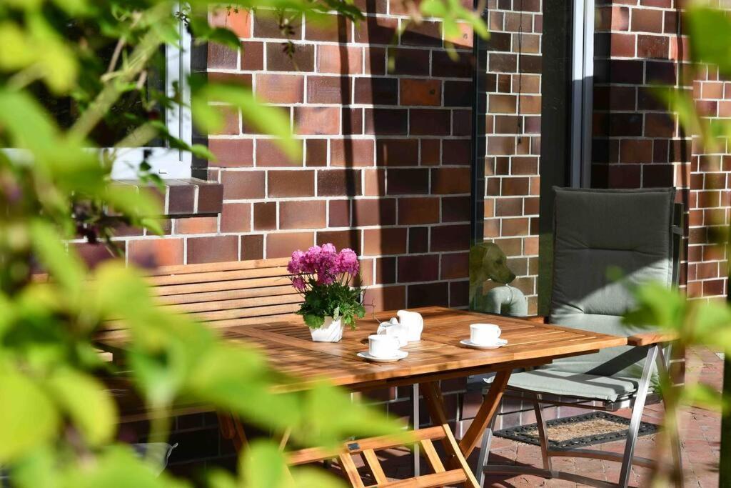 Unser Traumhaus Mit Wunderschoenem Garten Aurich Buitenkant foto